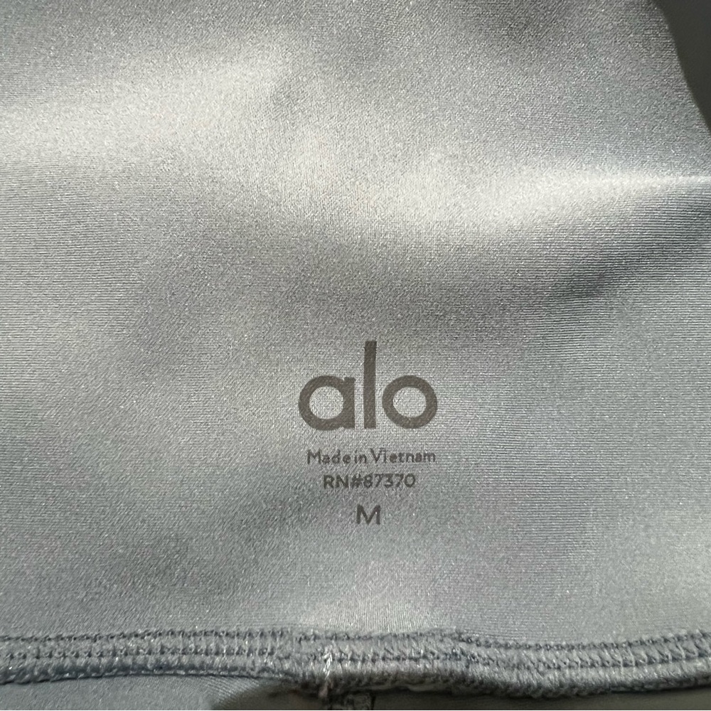 Alo High Waist Airlift Capri Legging in Blue Haze - Picture 4 of 4